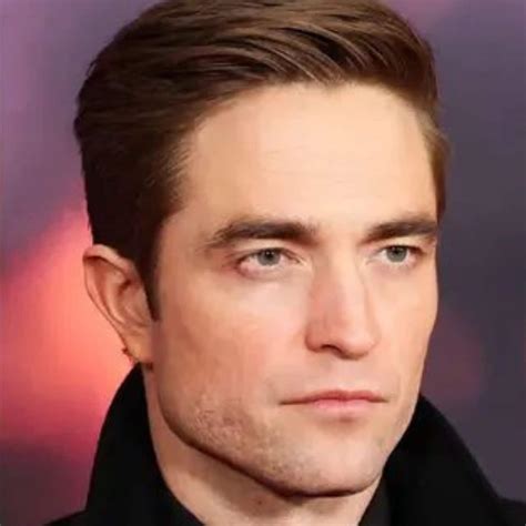 robert pattinson skin color.